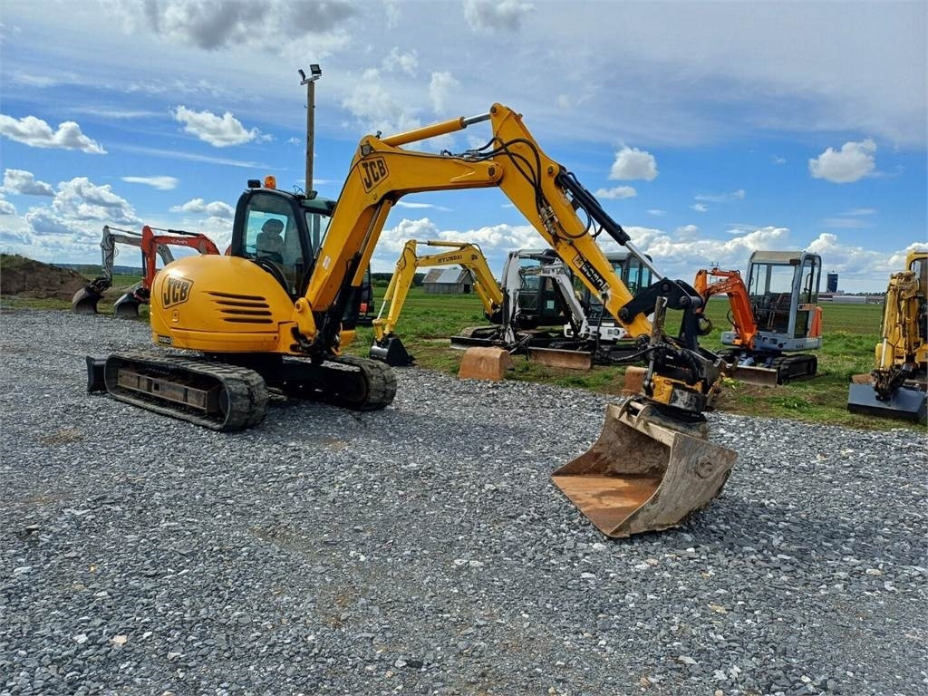 JCB 8080 Engconin pyörittäjällä - Mini excavator: picture 5 JCB 8080 Engconin pyörittäjällä - Mini excavator: picture 5