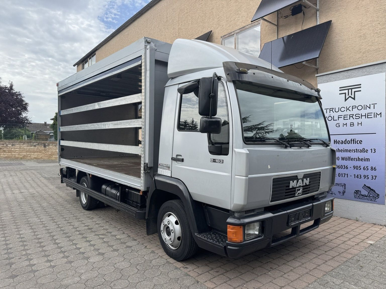 MAN 8. 163 /L2000/LBW-2T./2xAHK - Curtain side van: picture 2 MAN 8. 163 /L2000/LBW-2T./2xAHK - Curtain side van: picture 2