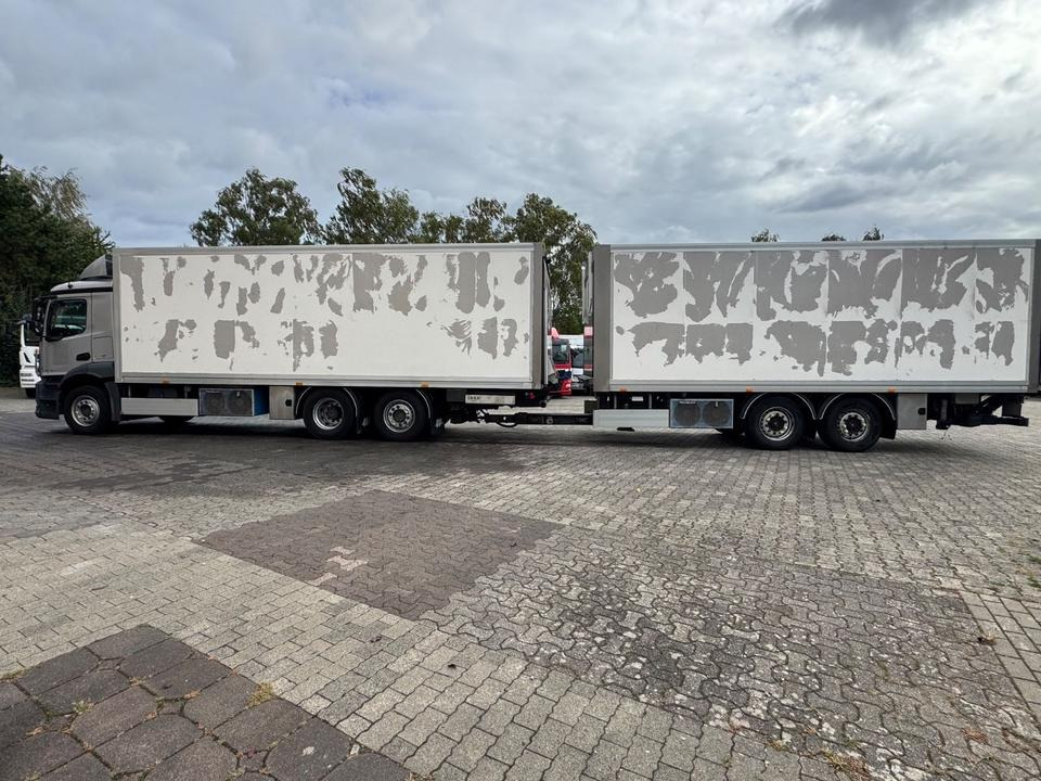 Mercedes-Benz Antos 2540/2xLBW/Kühlung-Defekt/5instock - Box truck: picture 4 Mercedes-Benz Antos 2540/2xLBW/Kühlung-Defekt/5instock - Box truck: picture 4