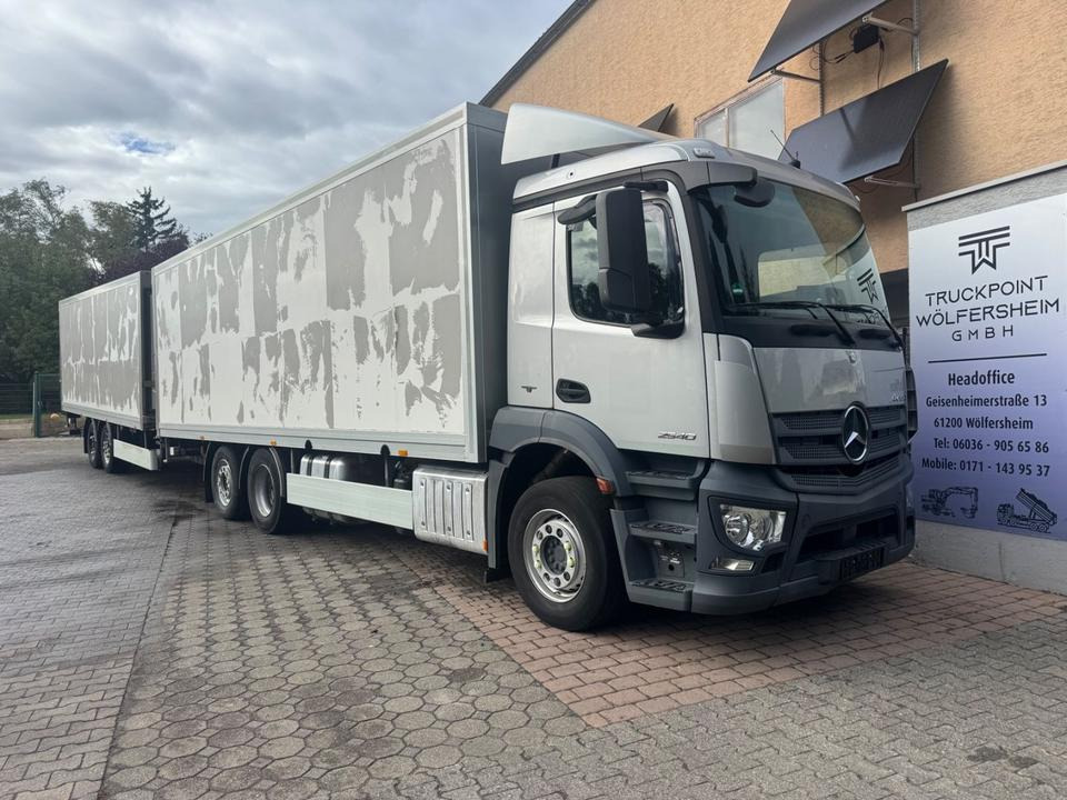 Mercedes-Benz Antos 2540/2xLBW/Kühlung-Defekt/5instock - Box truck: picture 1 Mercedes-Benz Antos 2540/2xLBW/Kühlung-Defekt/5instock - Box truck: picture 1