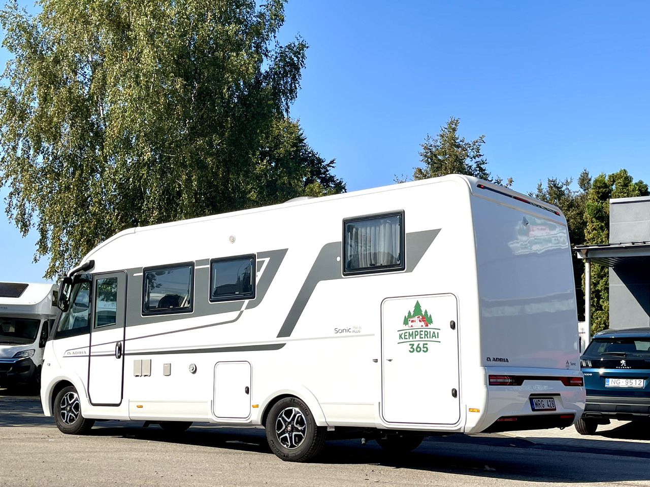 ADRIA Sonic Plus 700SL - Integrated motorhome: picture 3 ADRIA Sonic Plus 700SL - Integrated motorhome: picture 3