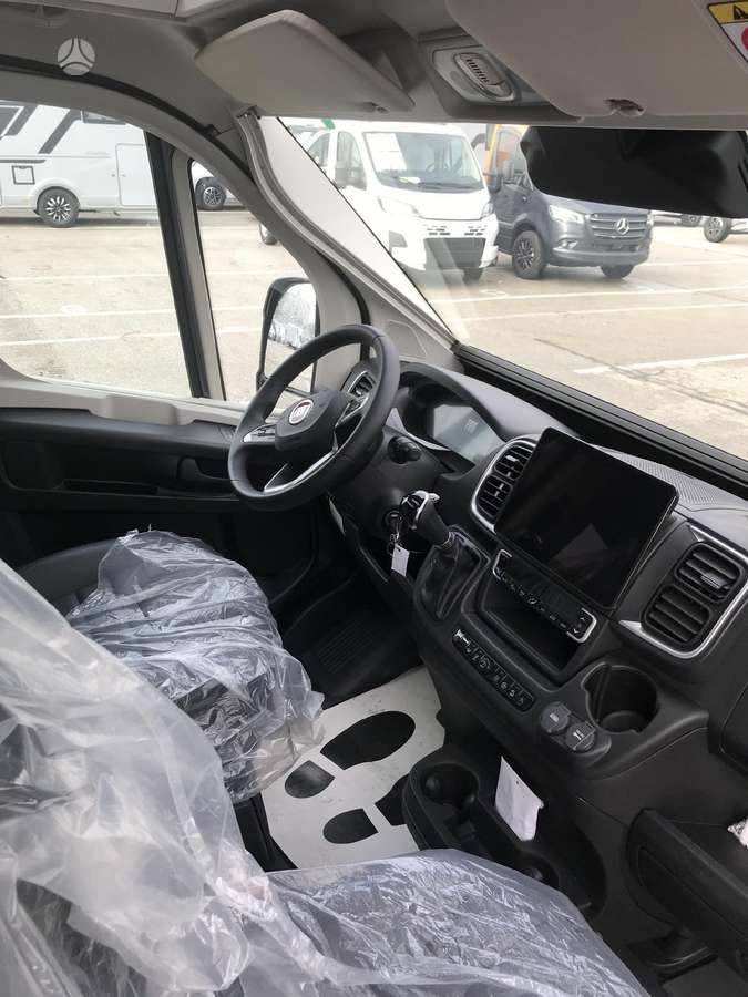 ADRIA Twin Sport 640 SG - Campervan: picture 4 ADRIA Twin Sport 640 SG - Campervan: picture 4