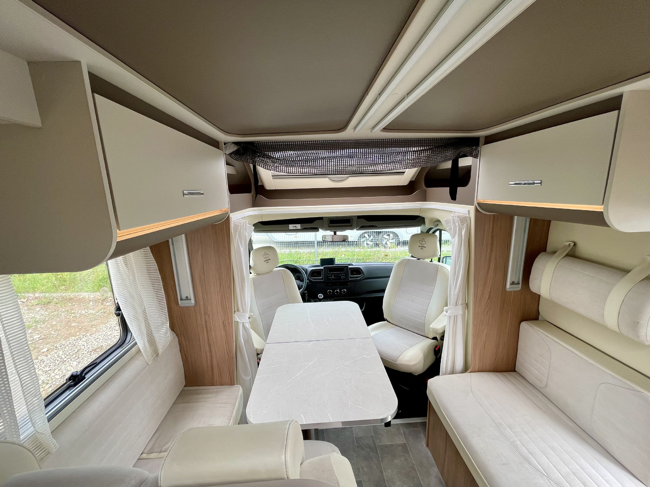 AHORN CAMP Alaska TD plus - Semi-integrated motorhome: picture 5 AHORN CAMP Alaska TD plus - Semi-integrated motorhome: picture 5