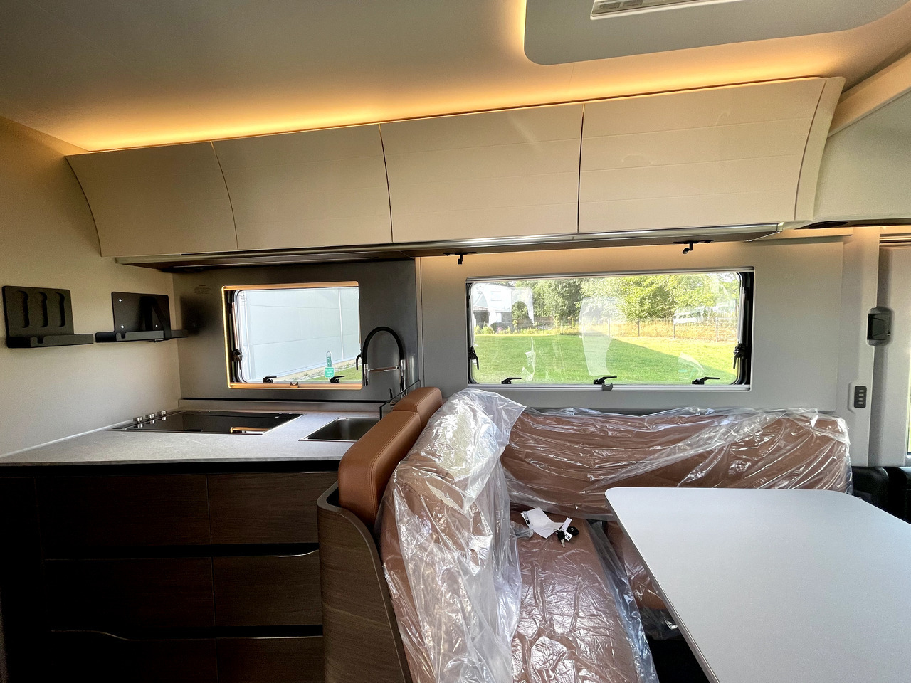 Adria Super Sonic 890 LC - Integrated motorhome: picture 4 Adria Super Sonic 890 LC - Integrated motorhome: picture 4