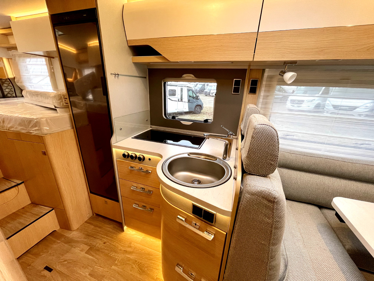 HYMER BMCI 600 - Integrated motorhome: picture 5 HYMER BMCI 600 - Integrated motorhome: picture 5