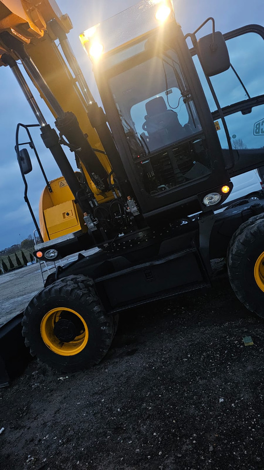 JCB JS175W - Wheel excavator: picture 4 JCB JS175W - Wheel excavator: picture 4