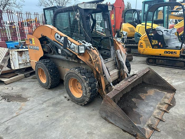 Case SV300 - Compact track loader: picture 1 Case SV300 - Compact track loader: picture 1