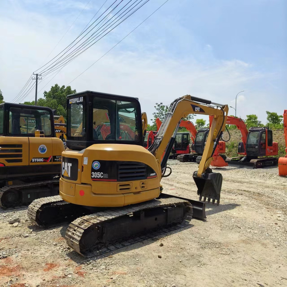 CATERPILLAR 305 - Mini excavator: picture 1 CATERPILLAR 305 - Mini excavator: picture 1