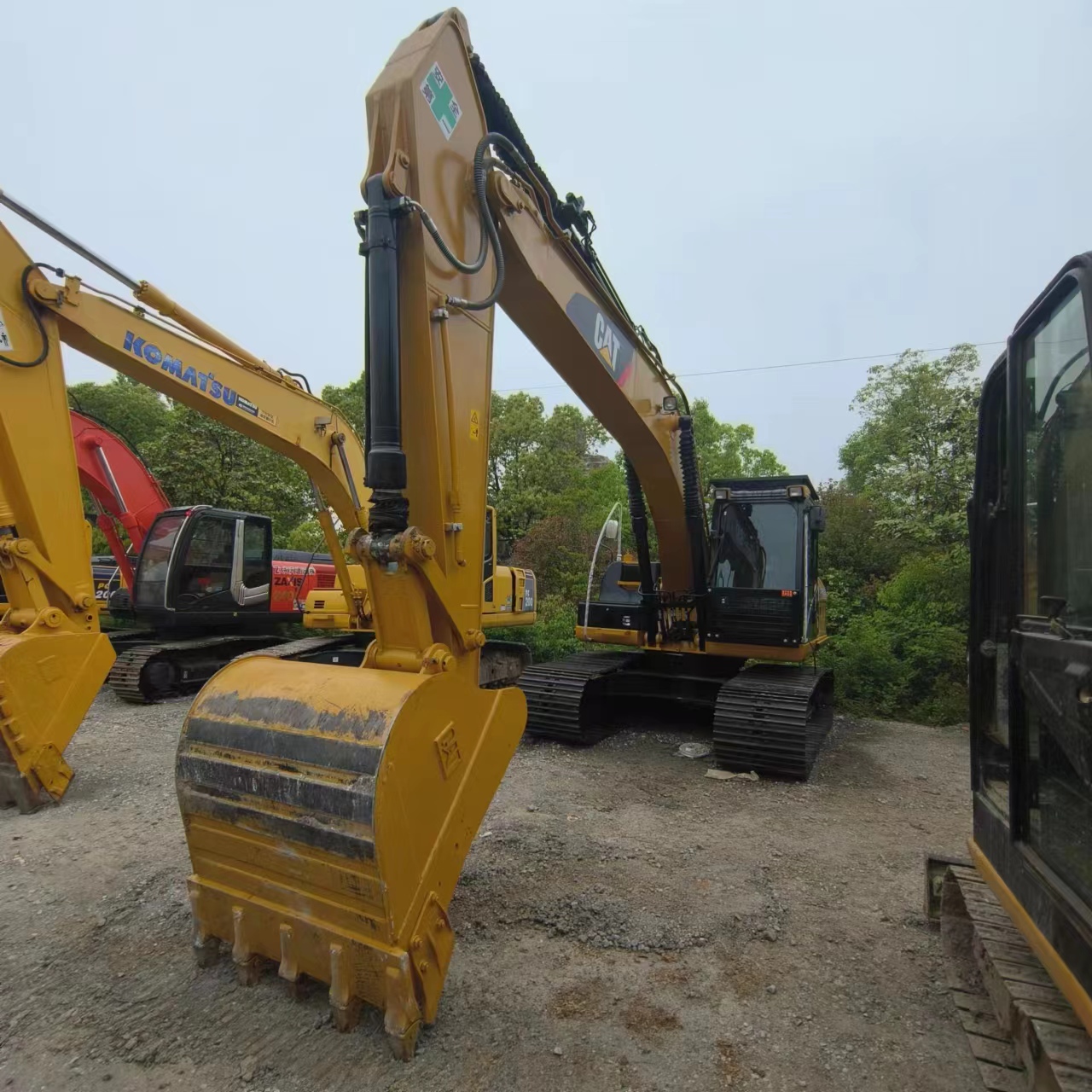 CATERPILLAR 320D2 - Crawler excavator: picture 2 CATERPILLAR 320D2 - Crawler excavator: picture 2