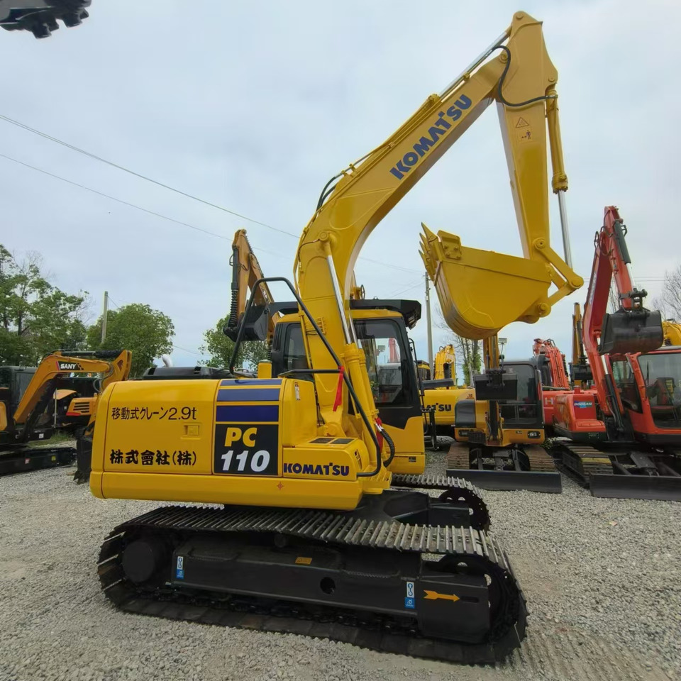 KOMATSU PC110 - Crawler excavator: picture 1 KOMATSU PC110 - Crawler excavator: picture 1