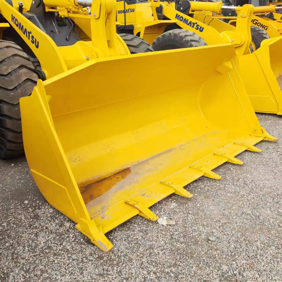 KOMATSU WA380 - Wheel loader: picture 3 KOMATSU WA380 - Wheel loader: picture 3