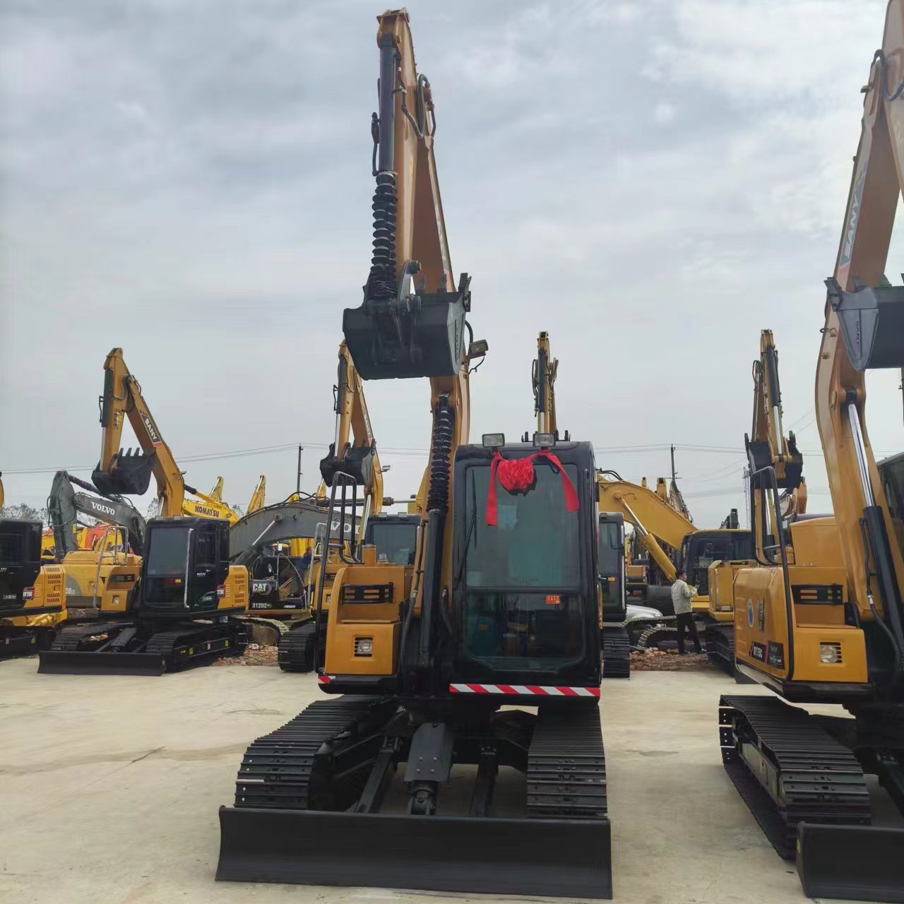 Mini excavator SANY SY75C: picture 6