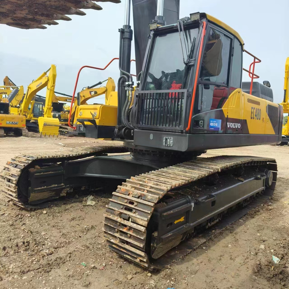 Crawler excavator VOLVO EC480: picture 10
