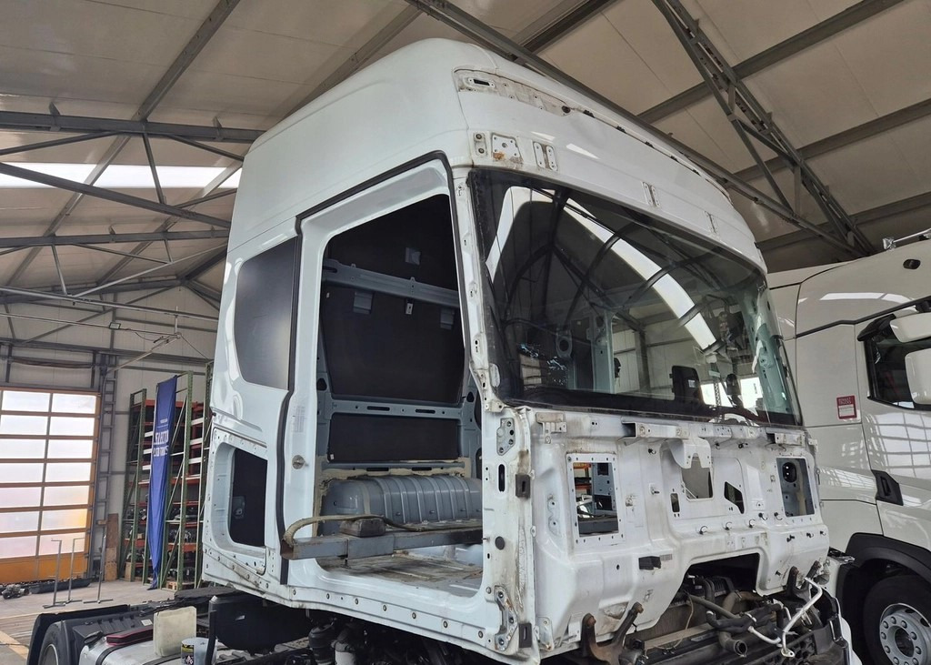 FORD GOŁA SZKIELET KABINY FORD F-MAX 500 TRUCKS EURO 6 - Cab: picture 2 FORD GOŁA SZKIELET KABINY FORD F-MAX 500 TRUCKS EURO 6 - Cab: picture 2