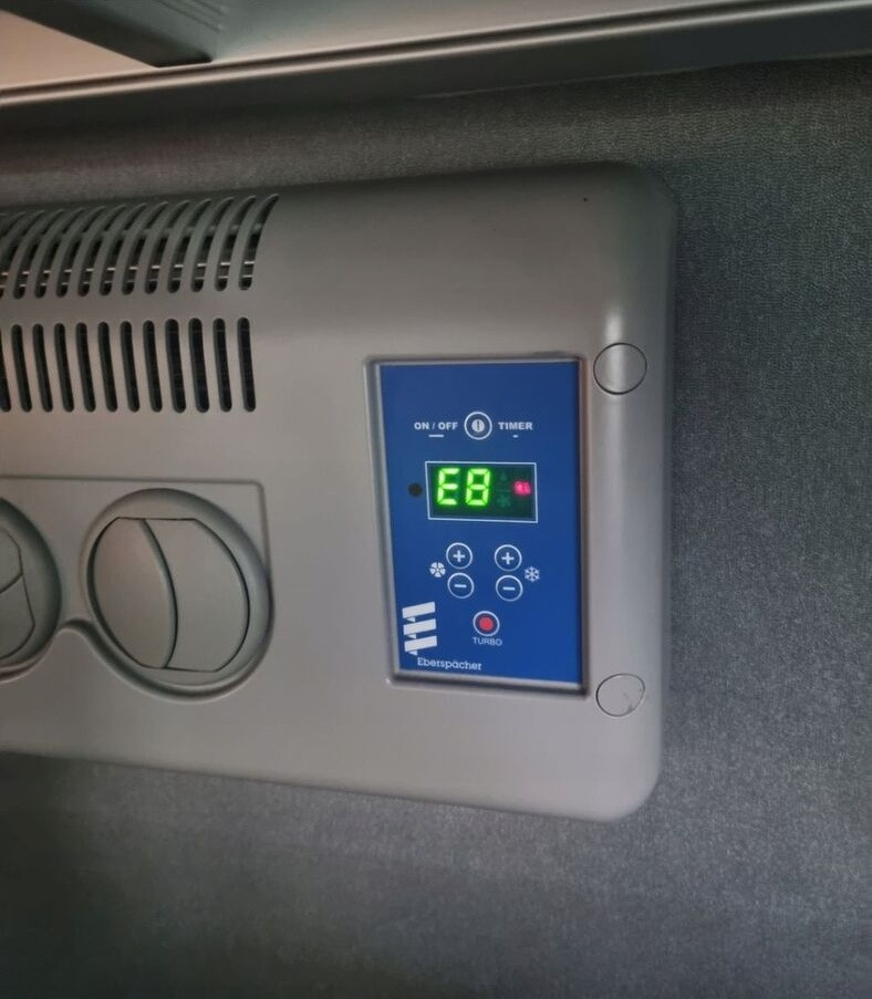 KLIMATYZACJA POSTOJOWA EBERSPACHER COOLTRONIC BACK 24V - Heating/ Ventilation for Truck: picture 3 KLIMATYZACJA POSTOJOWA EBERSPACHER COOLTRONIC BACK 24V - Heating/ Ventilation for Truck: picture 3