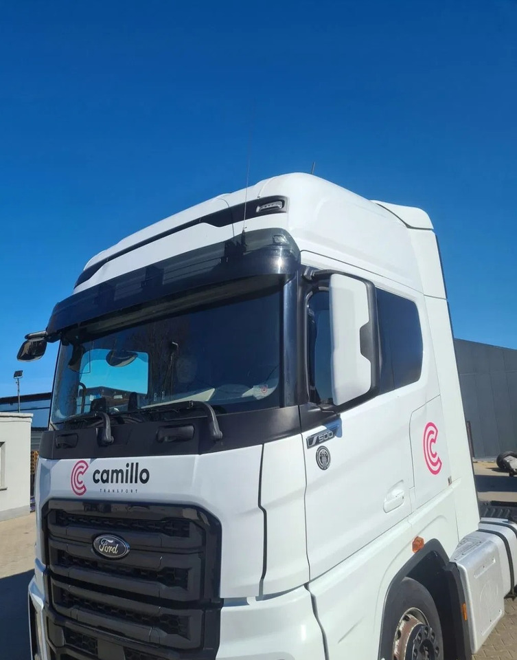 KOMPLETNA FORD F-MAX 500 TRUCKS - Cab: picture 1 KOMPLETNA FORD F-MAX 500 TRUCKS - Cab: picture 1