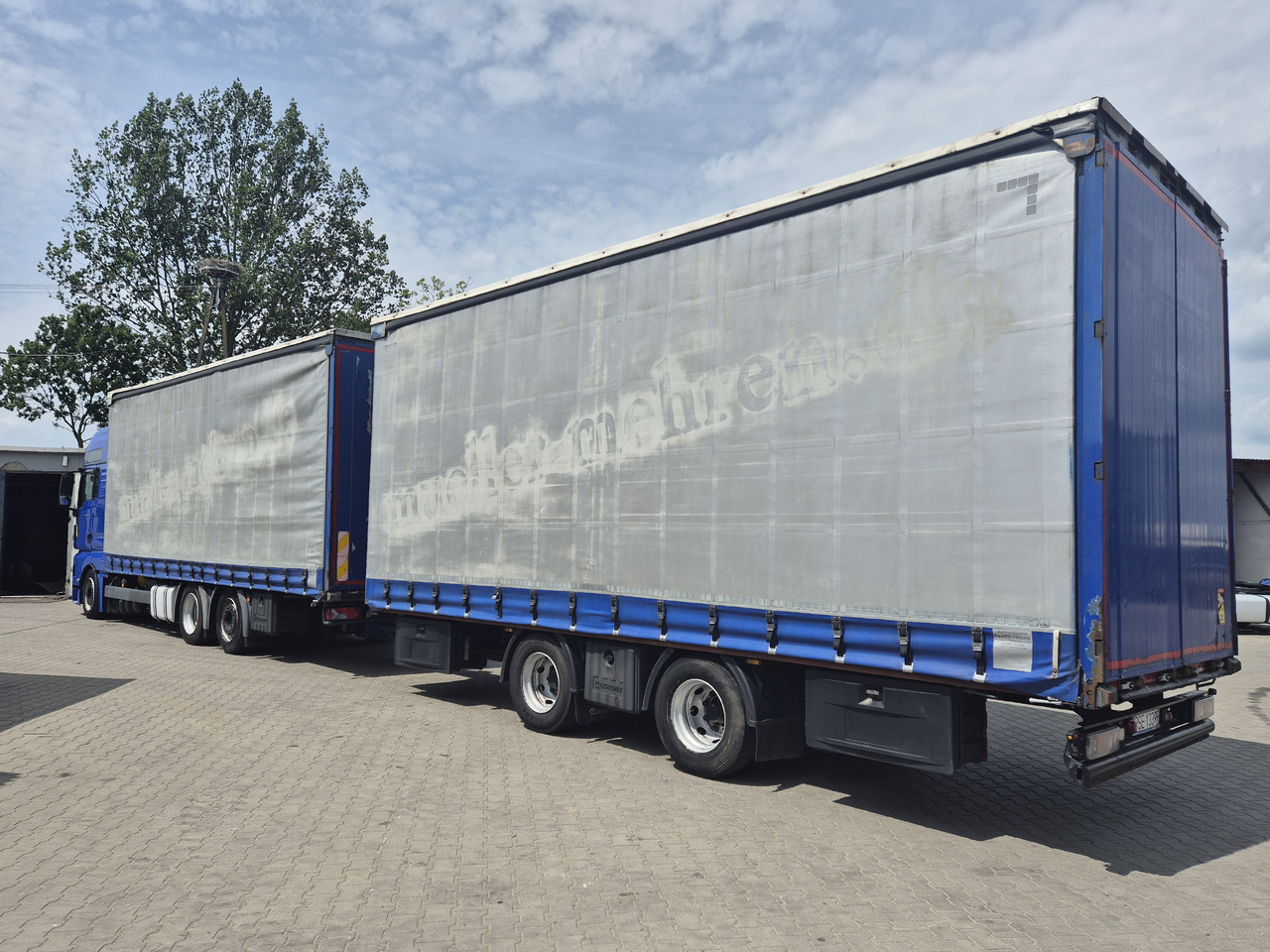 MAN tgx 24,500 - Curtain side truck: picture 3 MAN tgx 24,500 - Curtain side truck: picture 3
