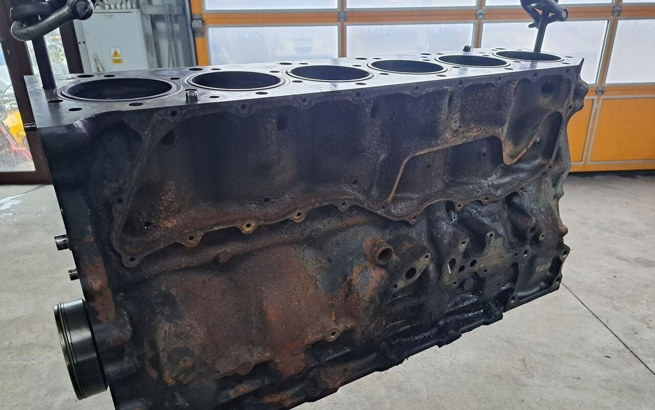 RENAULT BLOK SILNIKA SŁUPEK WAŁ RENAULT PREMIUM DXI 11 440 - Cylinder block for Truck: picture 1 RENAULT BLOK SILNIKA SŁUPEK WAŁ RENAULT PREMIUM DXI 11 440 - Cylinder block for Truck: picture 1