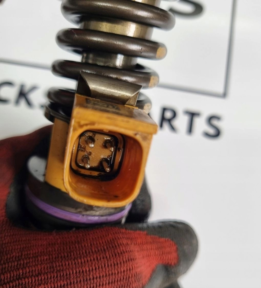 RENAULT MAGNUM DXI 13 VOLVO FH 13 FM 13 21340616 - Injector: picture 2 RENAULT MAGNUM DXI 13 VOLVO FH 13 FM 13 21340616 - Injector: picture 2