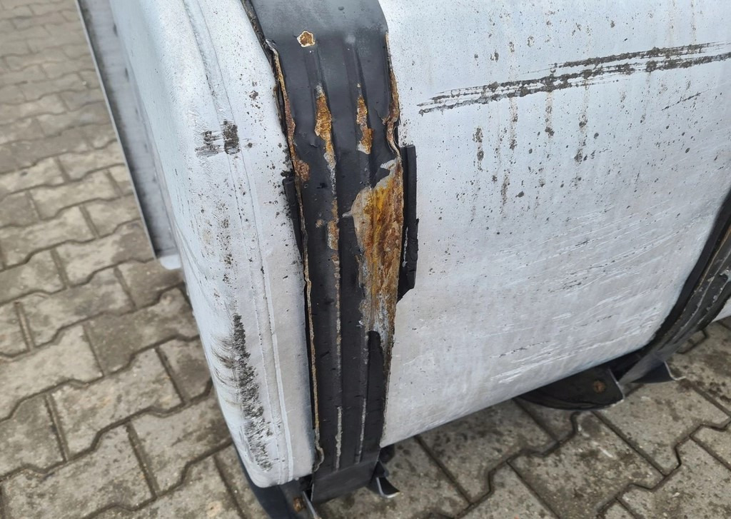 Renault 20873121 Premium Magnum DXI Gama T Volvo FH 13 790L - Fuel tank: picture 4 Renault 20873121 Premium Magnum DXI Gama T Volvo FH 13 790L - Fuel tank: picture 4