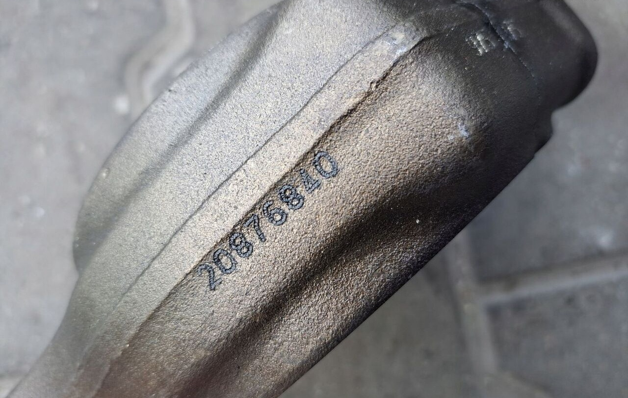 Renault Z KORBOWODEM GAMA T DTI 13 VOLVO FH 4 D13K - Piston/ Ring/ Bushing for Truck: picture 1 Renault Z KORBOWODEM GAMA T DTI 13 VOLVO FH 4 D13K - Piston/ Ring/ Bushing for Truck: picture 1