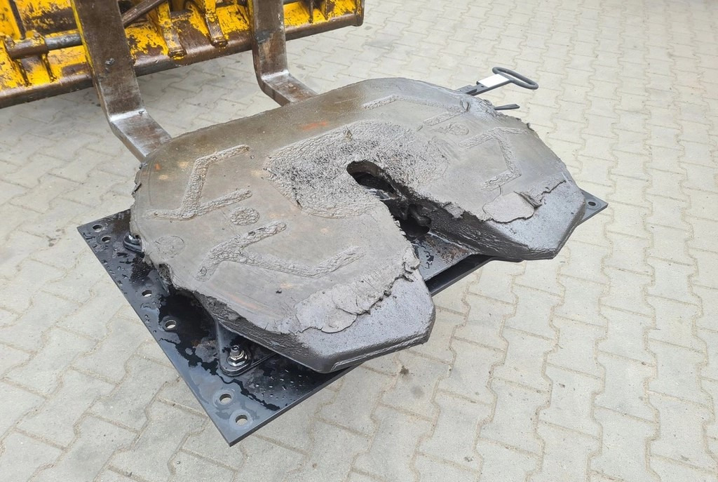 SIODŁO BLACHA PŁASKA HOLLAND FORD F-MAX CARGO - Fifth wheel coupling: picture 1 SIODŁO BLACHA PŁASKA HOLLAND FORD F-MAX CARGO - Fifth wheel coupling: picture 1