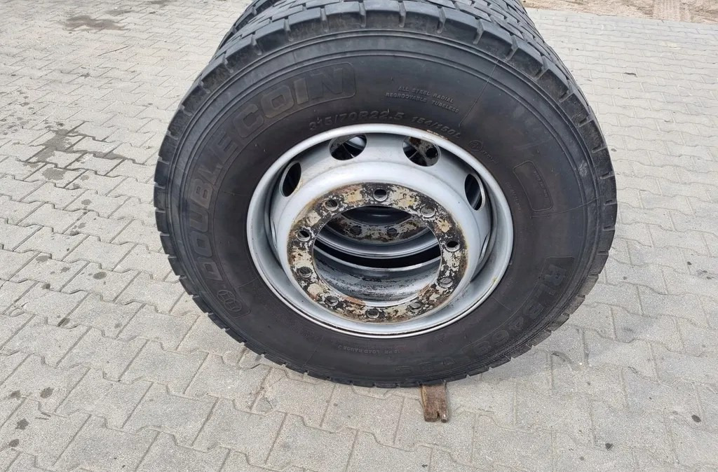 TYŁ NAPĘDOWE DOUBLE COIN KOMPLET 315/70 R22.5 RLB468 2024 ROK - Tire: picture 2 TYŁ NAPĘDOWE DOUBLE COIN KOMPLET 315/70 R22.5 RLB468 2024 ROK - Tire: picture 2