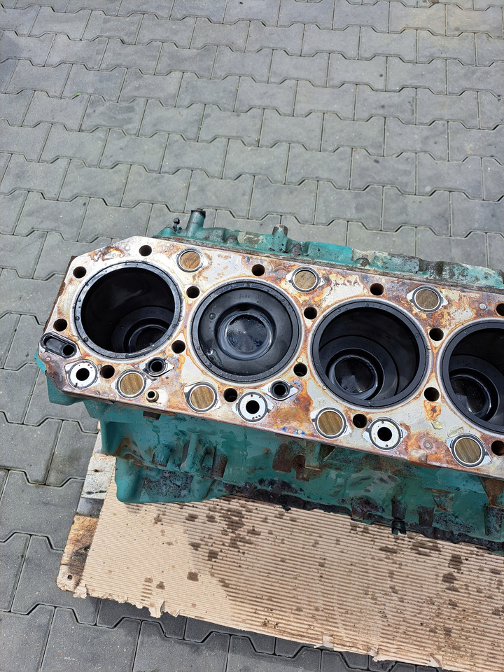 Cylinder block for Truck VOLVO BLOK SILNIKA TŁOKI WAŁ KORBOWY VOLVO FM 9 D9A: picture 6