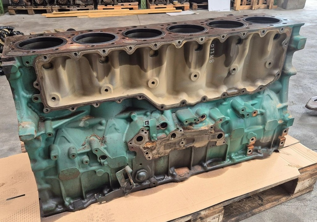 VOLVO BLOK SILNIKA VOLVO FH 4 FH 5 D13K K5 - Cylinder block: picture 5 VOLVO BLOK SILNIKA VOLVO FH 4 FH 5 D13K K5 - Cylinder block: picture 5