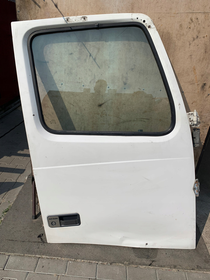 VOLVO DRZWI KOMPLETNE PRAWE VOLVO FH 12 13 - Door and parts for Truck: picture 2 VOLVO DRZWI KOMPLETNE PRAWE VOLVO FH 12 13 - Door and parts for Truck: picture 2