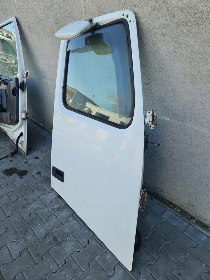 VOLVO DRZWI KOMPLETNE PRAWE VOLVO FH 12 13 - Door and parts for Truck: picture 2 VOLVO DRZWI KOMPLETNE PRAWE VOLVO FH 12 13 - Door and parts for Truck: picture 2