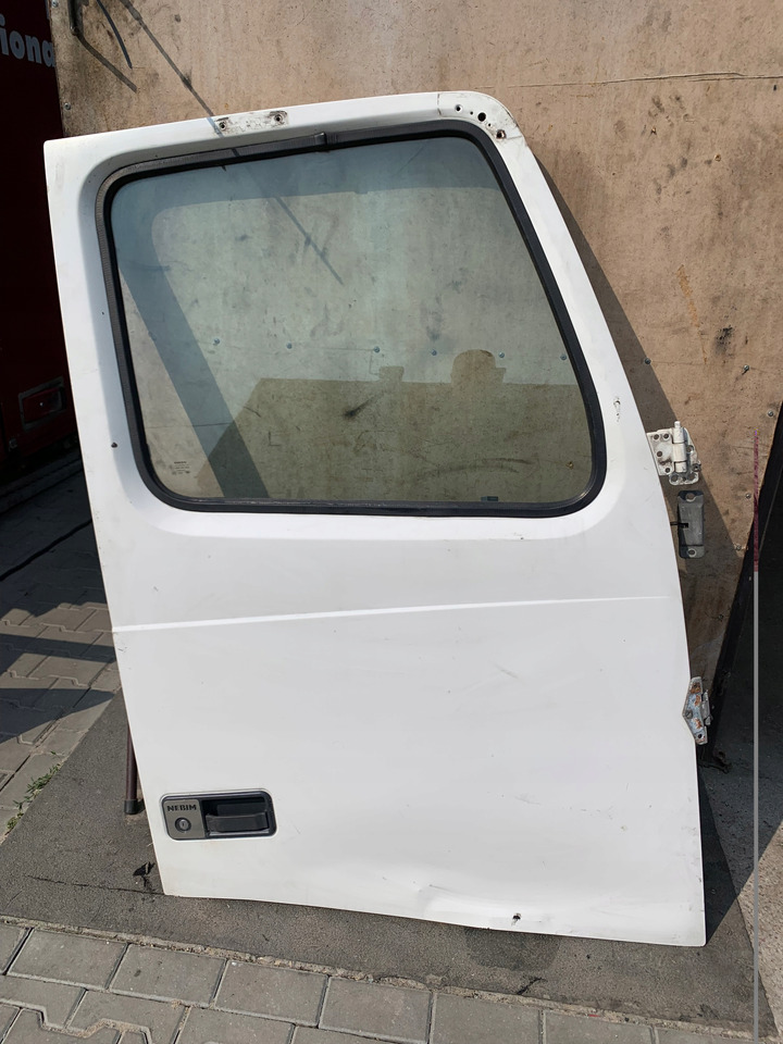 VOLVO DRZWI KOMPLETNE PRAWE VOLVO FH 12 13 - Door and parts for Truck: picture 1 VOLVO DRZWI KOMPLETNE PRAWE VOLVO FH 12 13 - Door and parts for Truck: picture 1