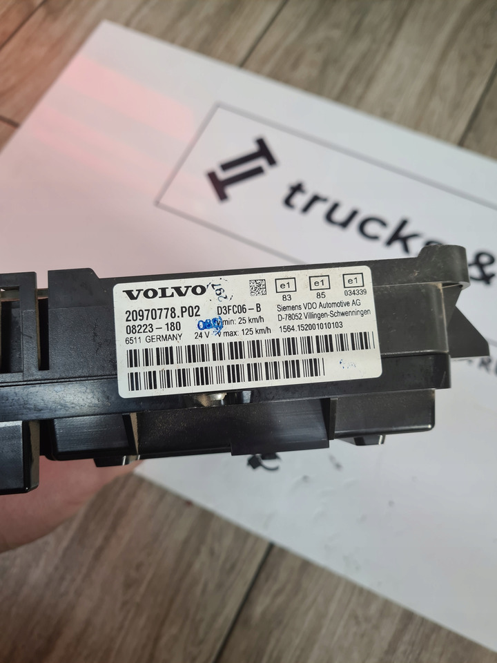 VOLVO ZEGARY LICZNIKI AUTOMAT VOLVO FL FE 20970778 - Dashboard for Truck: picture 4 VOLVO ZEGARY LICZNIKI AUTOMAT VOLVO FL FE 20970778 - Dashboard for Truck: picture 4