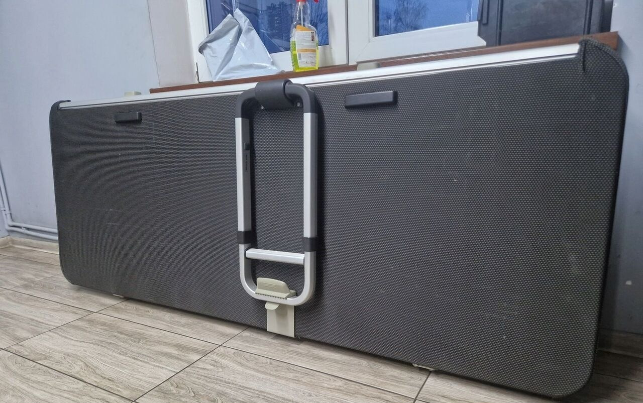 Volvo ŁÓŻKO GÓRNE LEŻANKA FH 4 - Seat for Truck: picture 3 Volvo ŁÓŻKO GÓRNE LEŻANKA FH 4 - Seat for Truck: picture 3