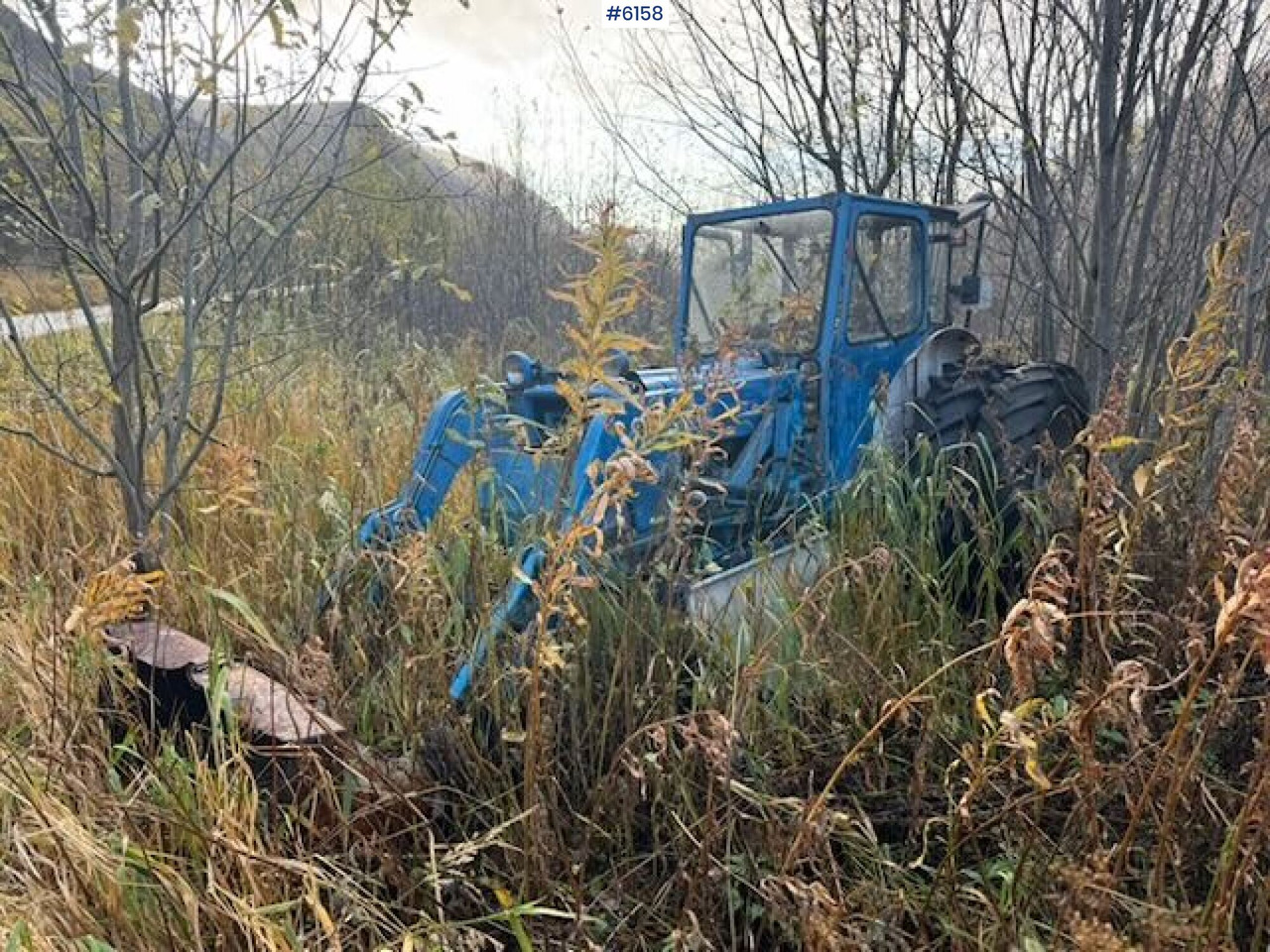 1973 Ford 4000 tractor backhoe. Repair.object - Farm tractor: picture 5 1973 Ford 4000 tractor backhoe. Repair.object - Farm tractor: picture 5