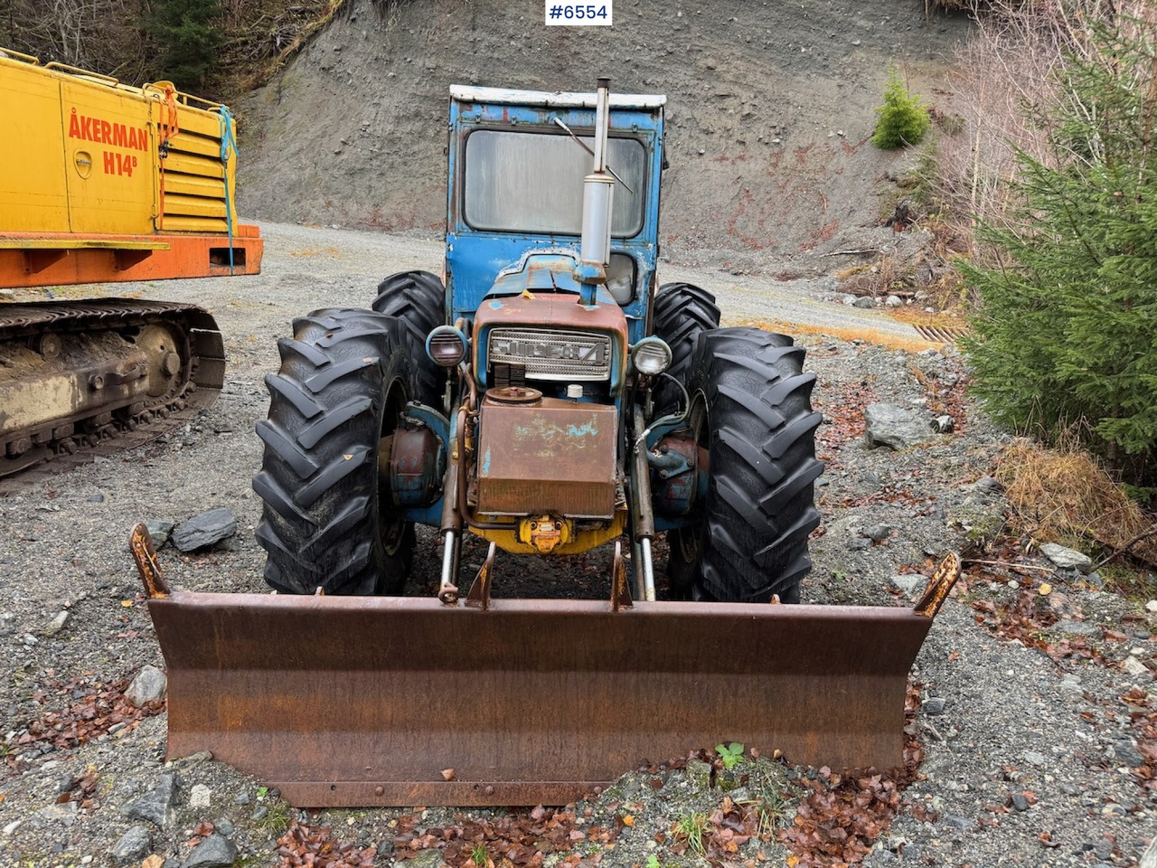 1976 Ford County 854T Super 4 w/ Hymas excavator attachment. - Farm tractor: picture 5 1976 Ford County 854T Super 4 w/ Hymas excavator attachment. - Farm tractor: picture 5