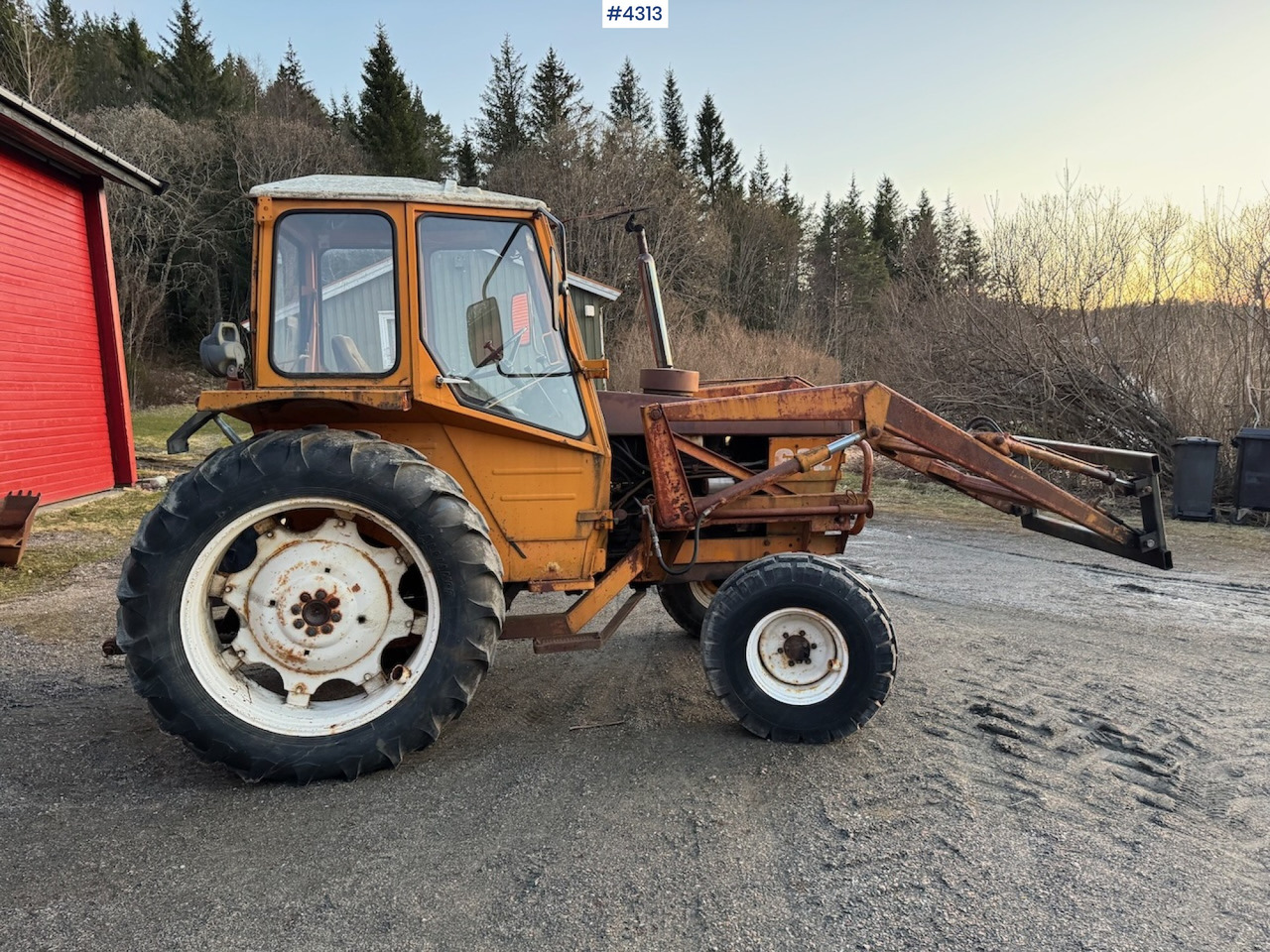 1980 Valmet 602 m/ frontlaster - Farm tractor: picture 4 1980 Valmet 602 m/ frontlaster - Farm tractor: picture 4