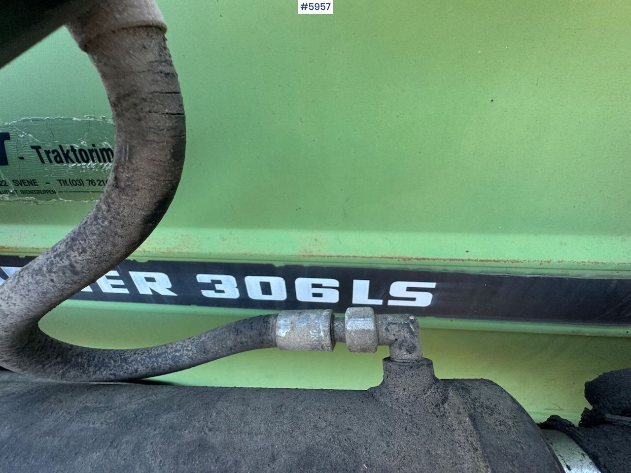 Leasing of  1982 Fendt 306LS 4x2 with front loader 1982 Fendt 306LS 4x2 with front loader: picture 19 Leasing of  1982 Fendt 306LS 4x2 with front loader 1982 Fendt 306LS 4x2 with front loader: picture 19