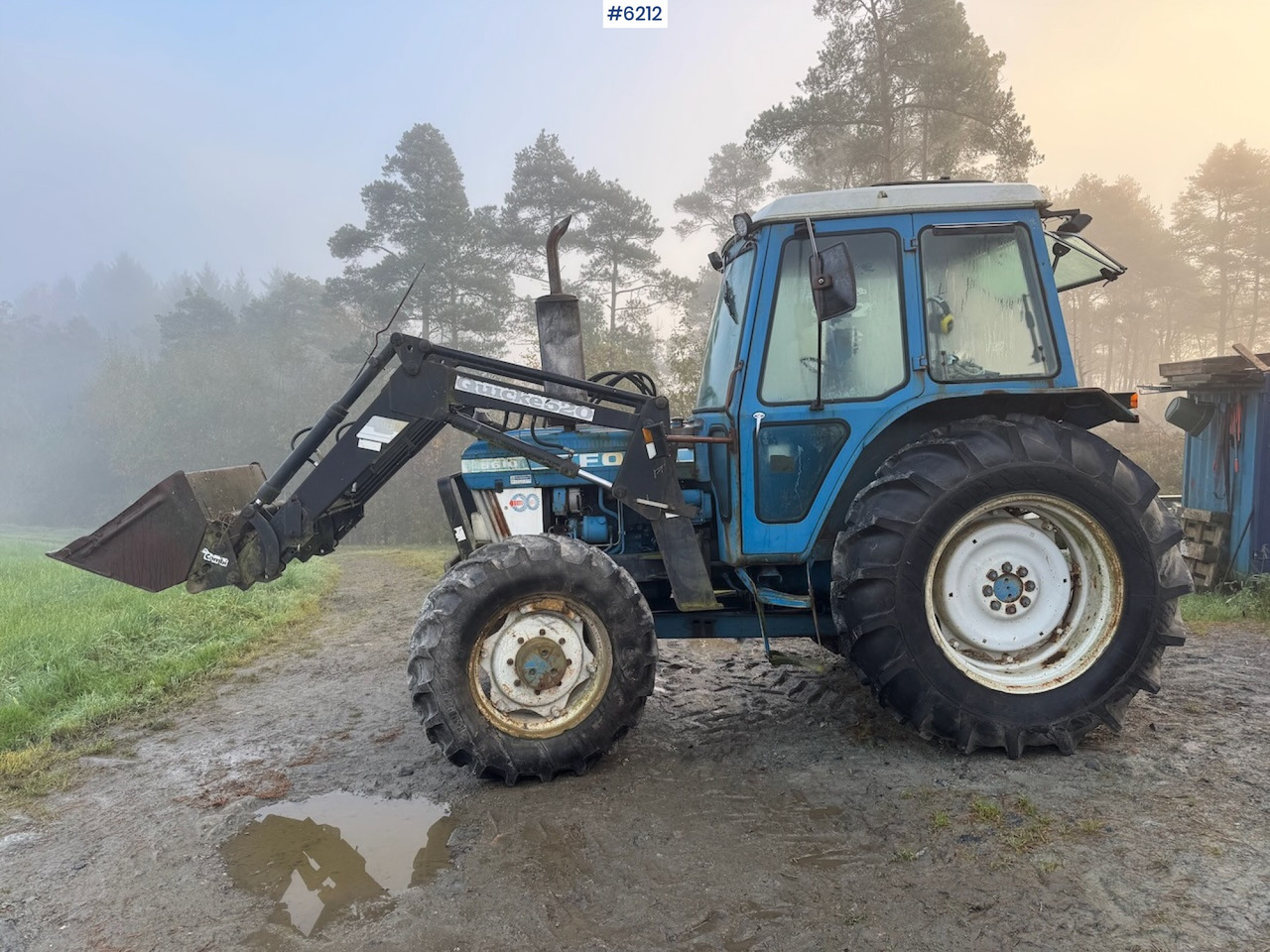 1982 Ford 5610 w/ front loader. - Farm tractor: picture 2 1982 Ford 5610 w/ front loader. - Farm tractor: picture 2