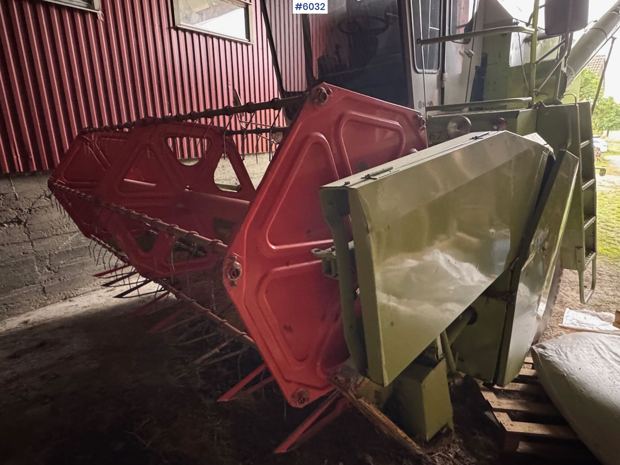 1984 Claas Dominator 48. 1704 hours! - Combine harvester: picture 3 1984 Claas Dominator 48. 1704 hours! - Combine harvester: picture 3