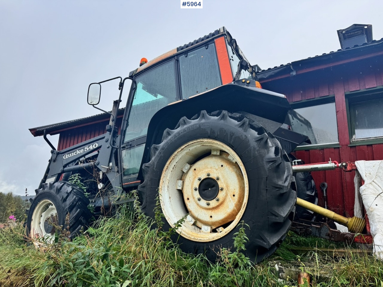 1991 Valmet 6100 Turbo with front loader and bucket - Farm tractor: picture 3 1991 Valmet 6100 Turbo with front loader and bucket - Farm tractor: picture 3