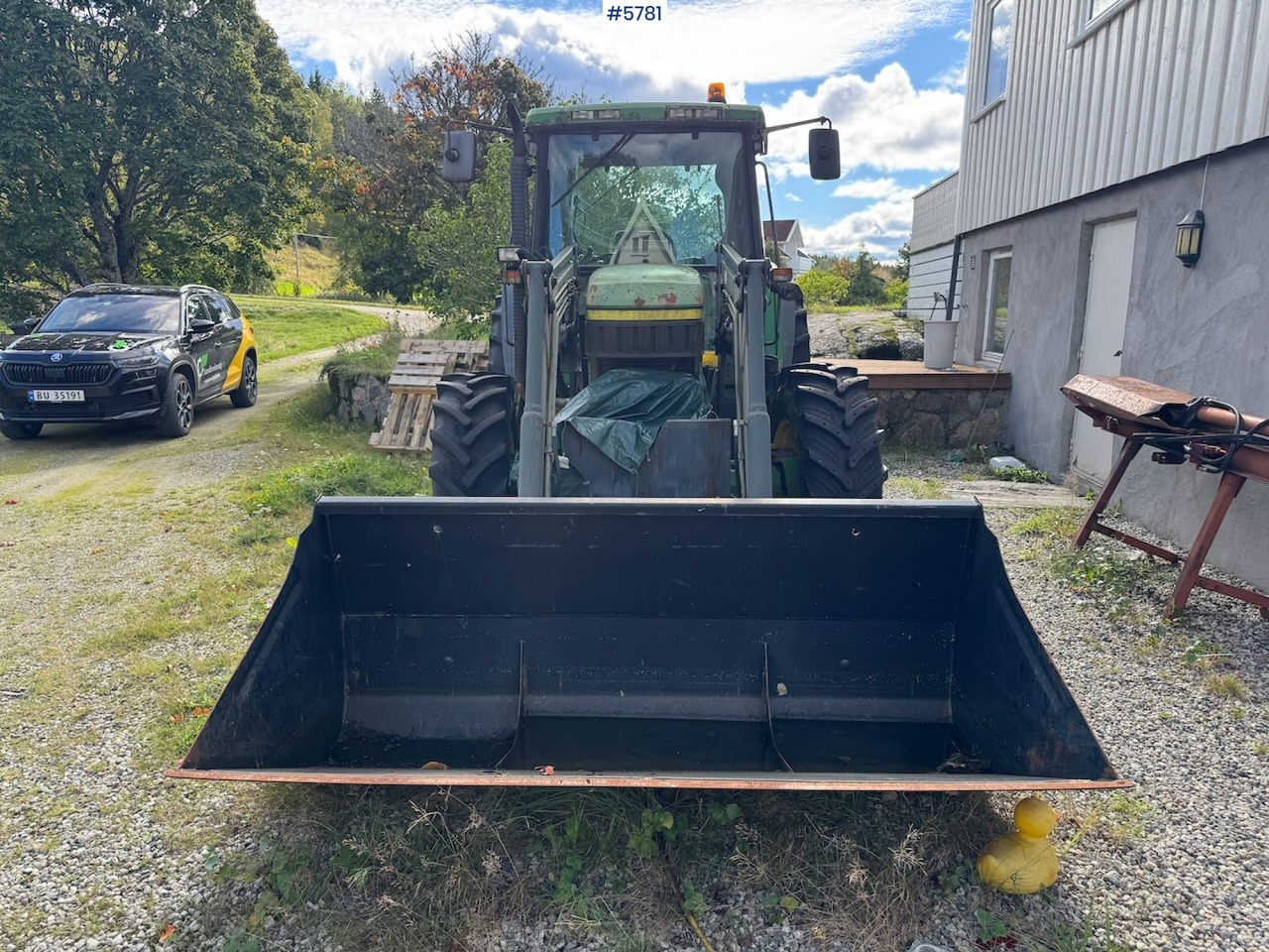 1993 John Deere 6300 w/ front loader and plow plate. - Farm tractor: picture 3 1993 John Deere 6300 w/ front loader and plow plate. - Farm tractor: picture 3