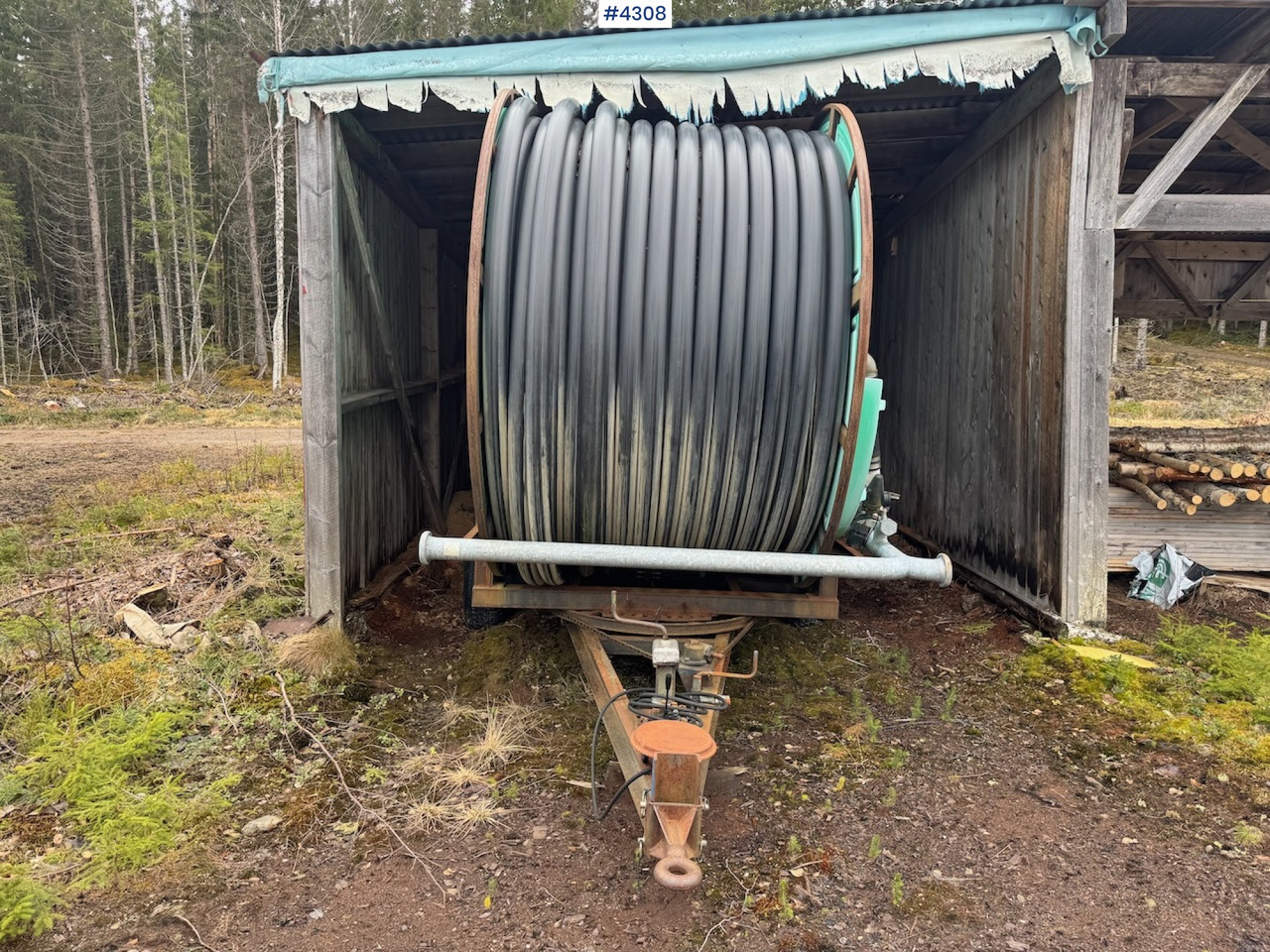 1998 Irtec vanningsvogn med rør og pumpe - Irrigation system: picture 3 1998 Irtec vanningsvogn med rør og pumpe - Irrigation system: picture 3