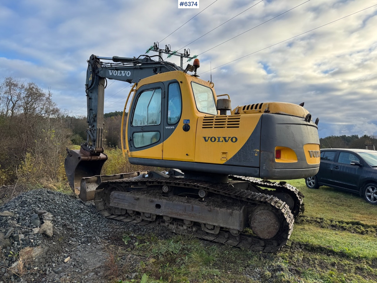 2001 Volvo EC 140 LCM w/ digger bucket. - Excavator: picture 2 2001 Volvo EC 140 LCM w/ digger bucket. - Excavator: picture 2