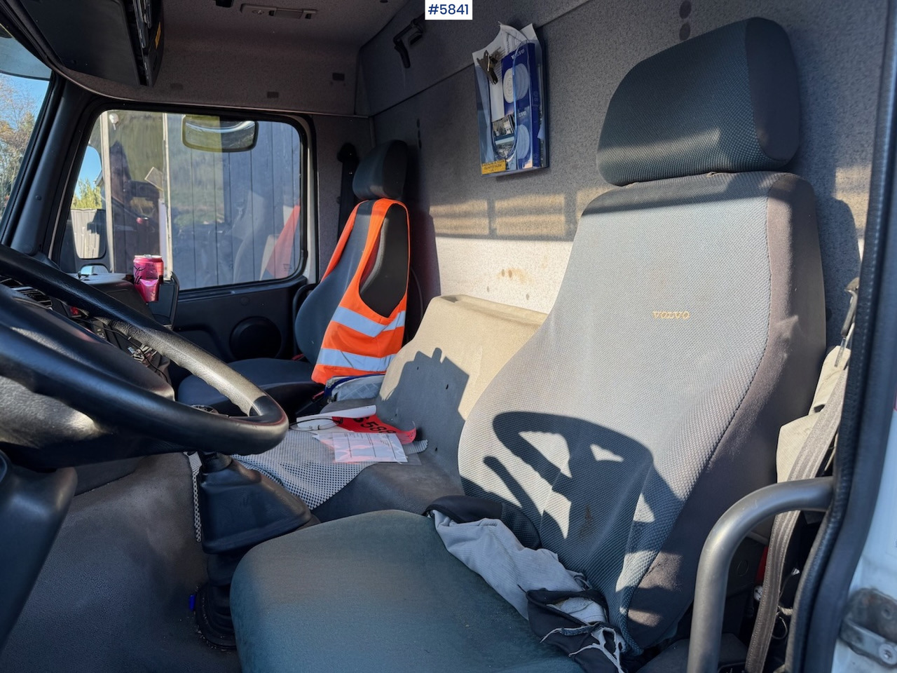 Leasing of  2002 Volvo FM 6x2. 2002 Volvo FM 6x2.: picture 13