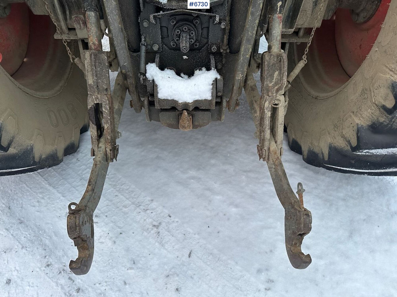 Farm tractor 2007 Claas Ares 697 4x4 with front loader. SEE VIDEO.: picture 17 Farm tractor 2007 Claas Ares 697 4x4 with front loader. SEE VIDEO.: picture 17