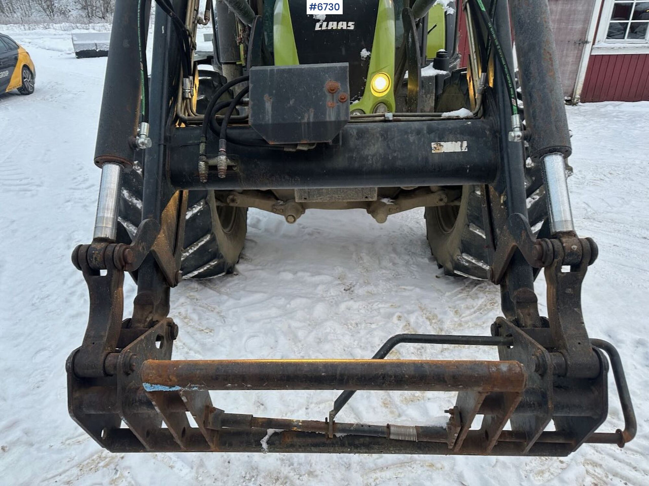 Farm tractor 2007 Claas Ares 697 4x4 with front loader. SEE VIDEO.: picture 8 Farm tractor 2007 Claas Ares 697 4x4 with front loader. SEE VIDEO.: picture 8