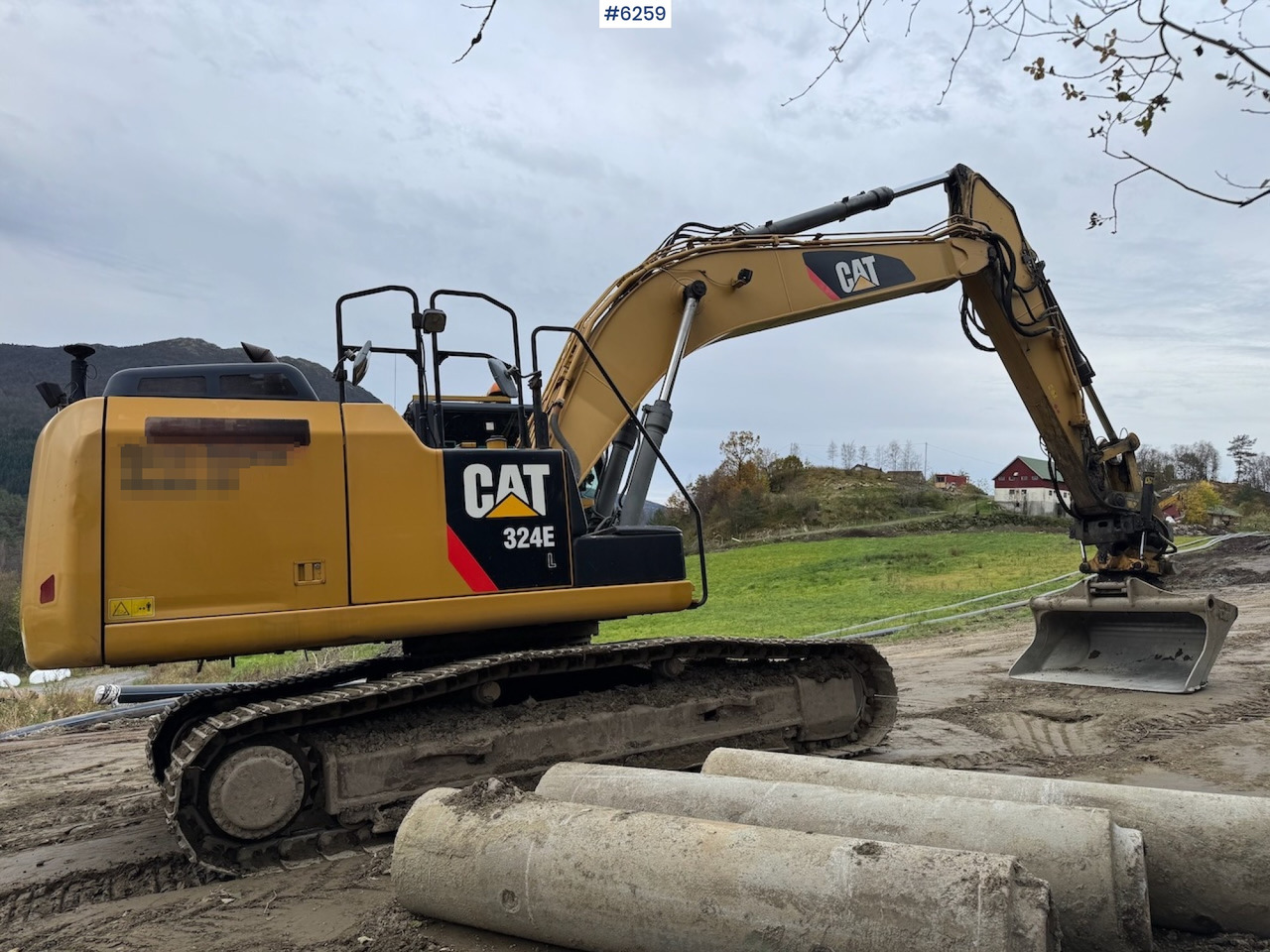 Excavator 2012 Cat 324 E w/ rotor tilt, sanding bucket and digging bucket.: picture 9 Excavator 2012 Cat 324 E w/ rotor tilt, sanding bucket and digging bucket.: picture 9