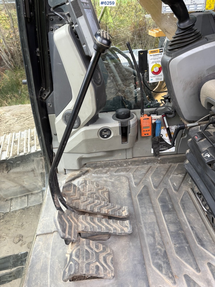 Excavator 2012 Cat 324 E w/ rotor tilt, sanding bucket and digging bucket.: picture 19 Excavator 2012 Cat 324 E w/ rotor tilt, sanding bucket and digging bucket.: picture 19