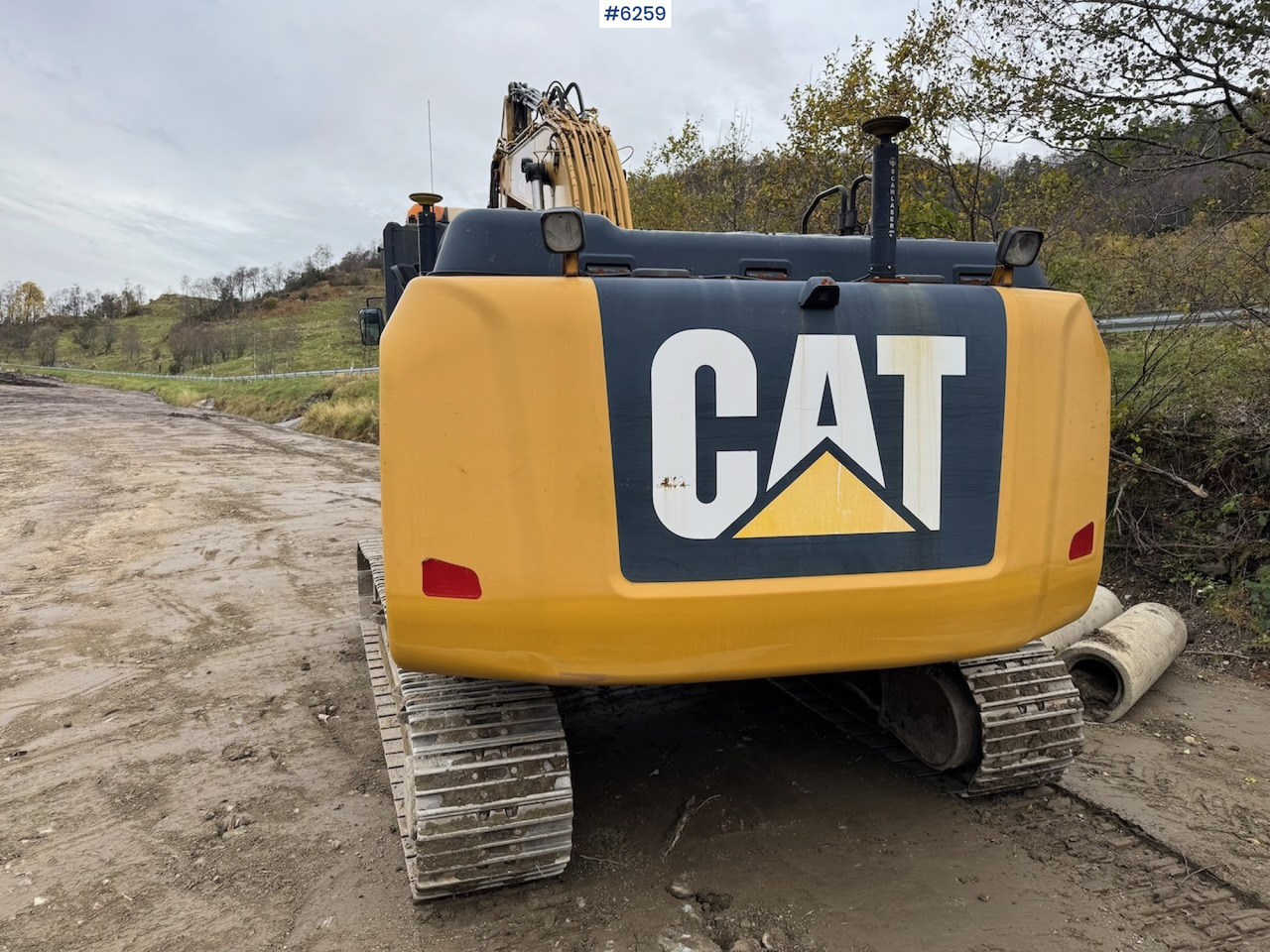 Excavator 2012 Cat 324 E w/ rotor tilt, sanding bucket and digging bucket.: picture 14 Excavator 2012 Cat 324 E w/ rotor tilt, sanding bucket and digging bucket.: picture 14